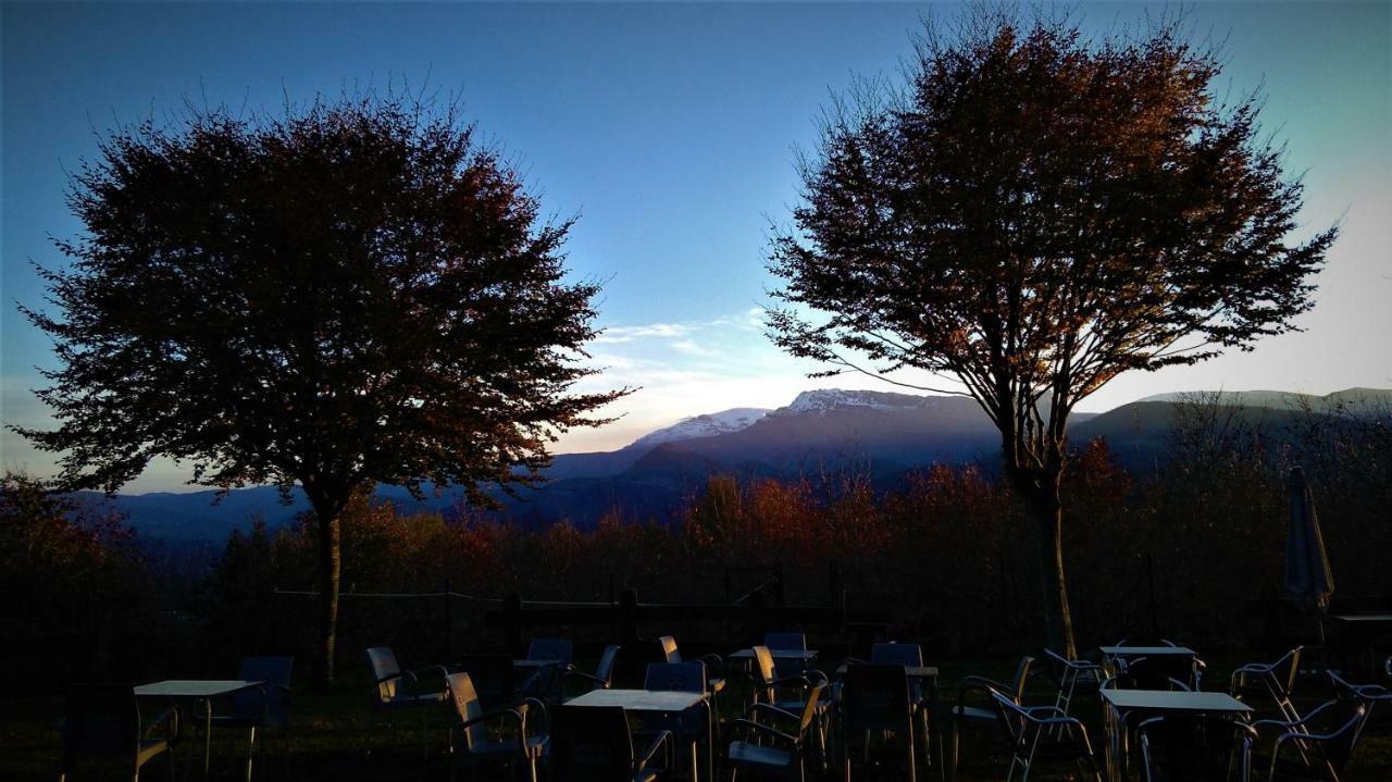 Albergue Mandoia Aterpetxea Arantzazu Buitenkant foto